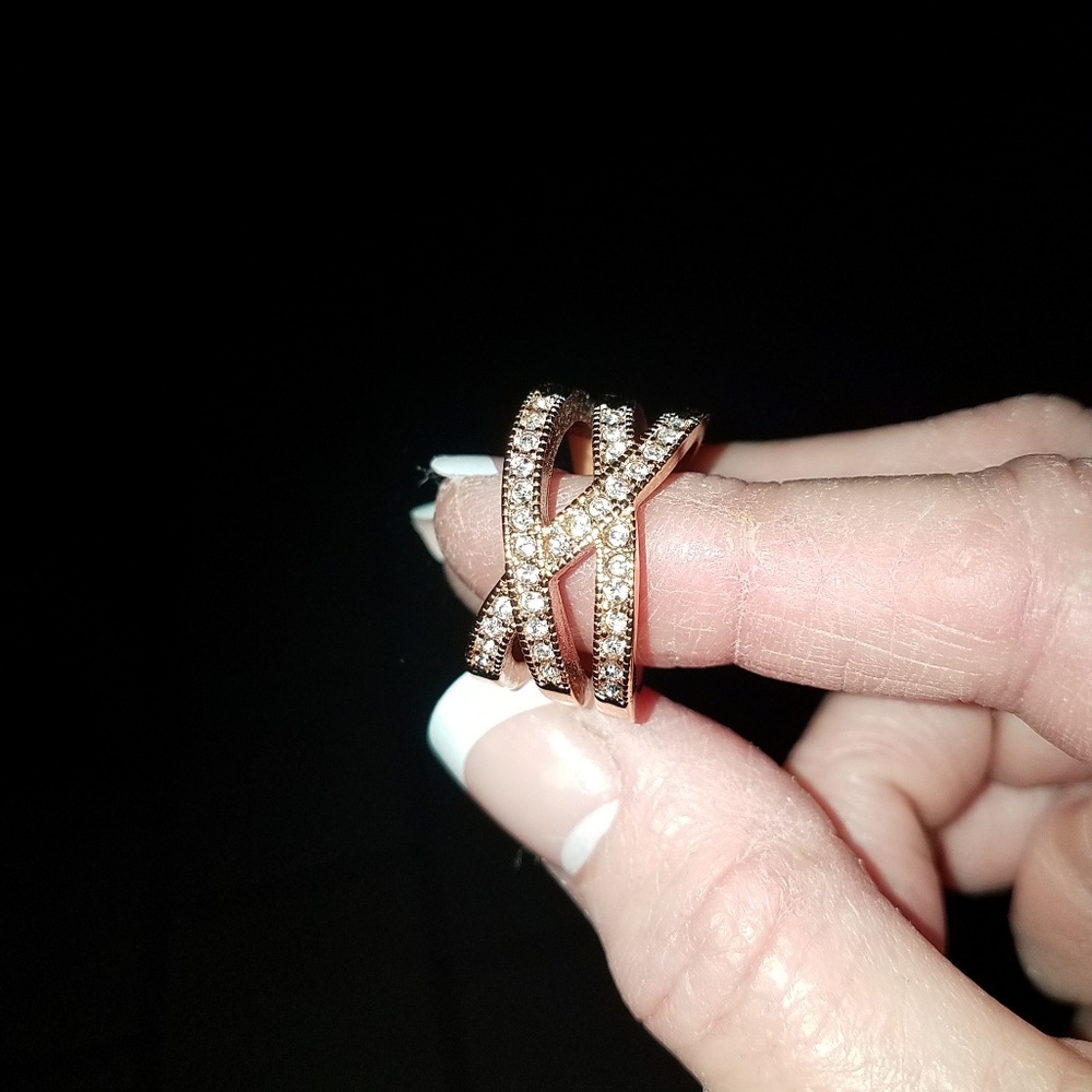 While Gold Filled Criss Cross Ring - image 6